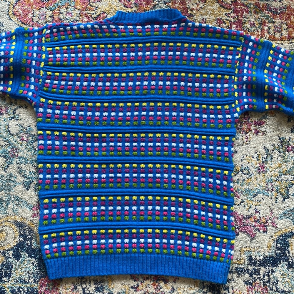 Colorful sweater - Picture 3 of 4